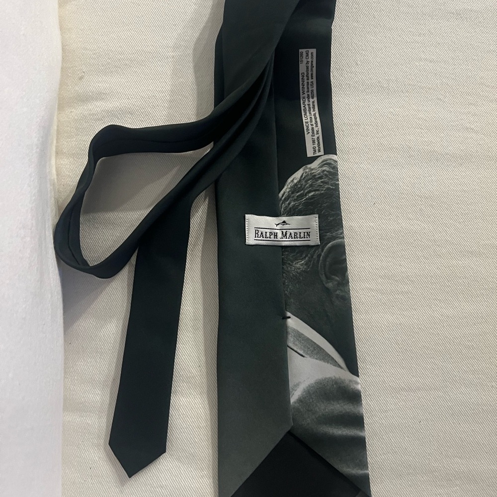 Black Tie with Vince Lombardi Quote - Picture 2 of 2